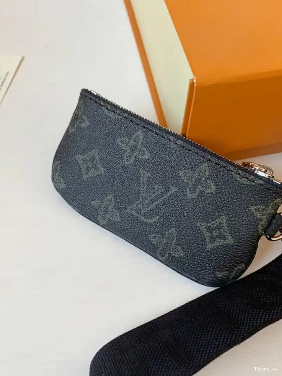 Cheap MESSENGER TRIO LOUIS VUITTON 0629